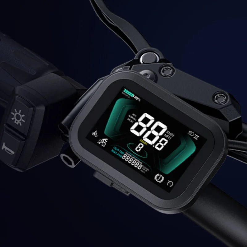ENGWE M20 2.0: Ultimate 750W Electric Bike display shows speed and battery level for e-bike enthusiasts.
