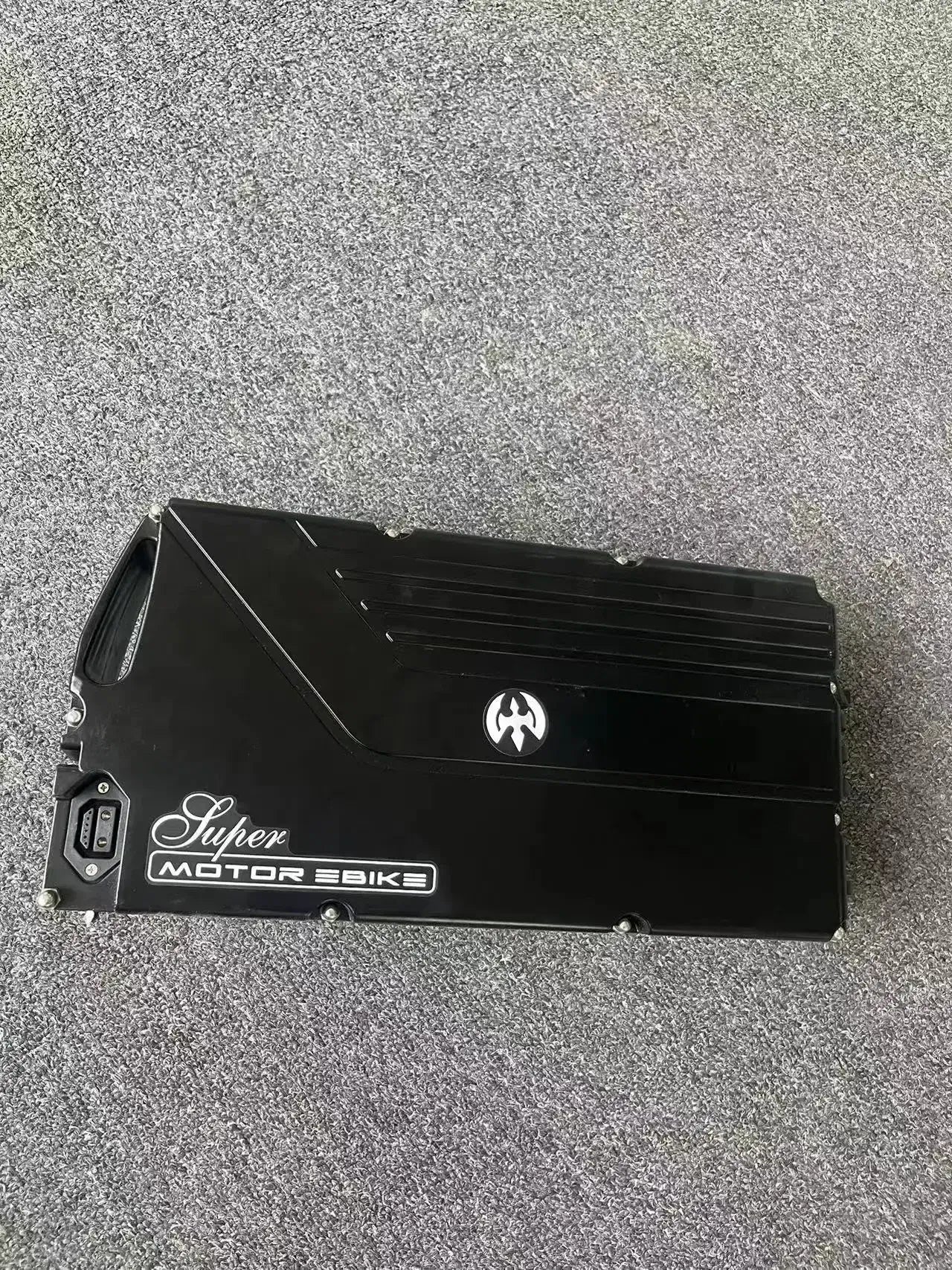 1500W ZPW Black Warrior Electric Mountain Bike battery pack for enhanced performance.